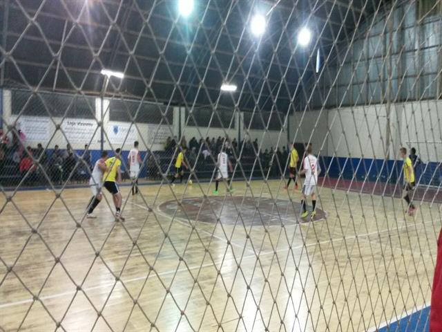 Primeira rodada do Campeonato Municipal de Futsal