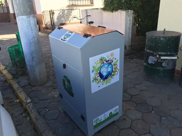 Prefeitura começa a instalação da primeira etapa de contêineres de lixo